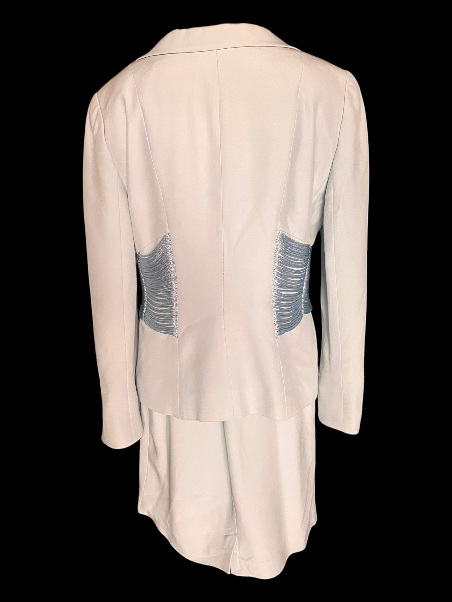 Traje Armani Collezioni Vintage 2004 Azul Hielo Talla 46 IT / L | Falda + Blazer Corsé
2