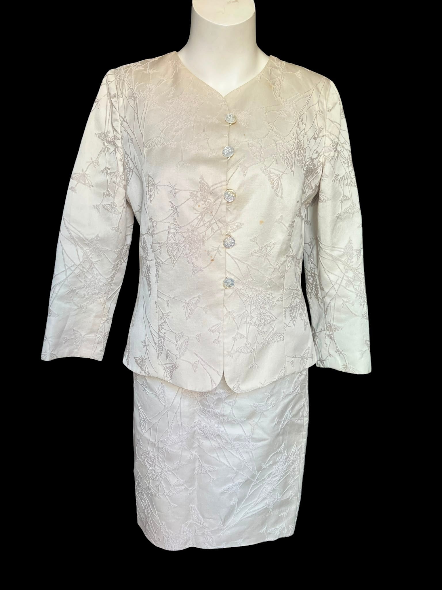 Traje Vintage Armani Collezioni 2 Piezas Chaqueta y Falda Jacquard Beige Mariposas Talla 44/48.
