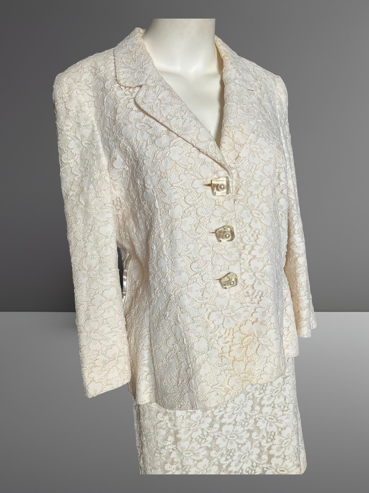 Traje vintage de chaqueta + falda Georges Rech Paris en encaje color marfil