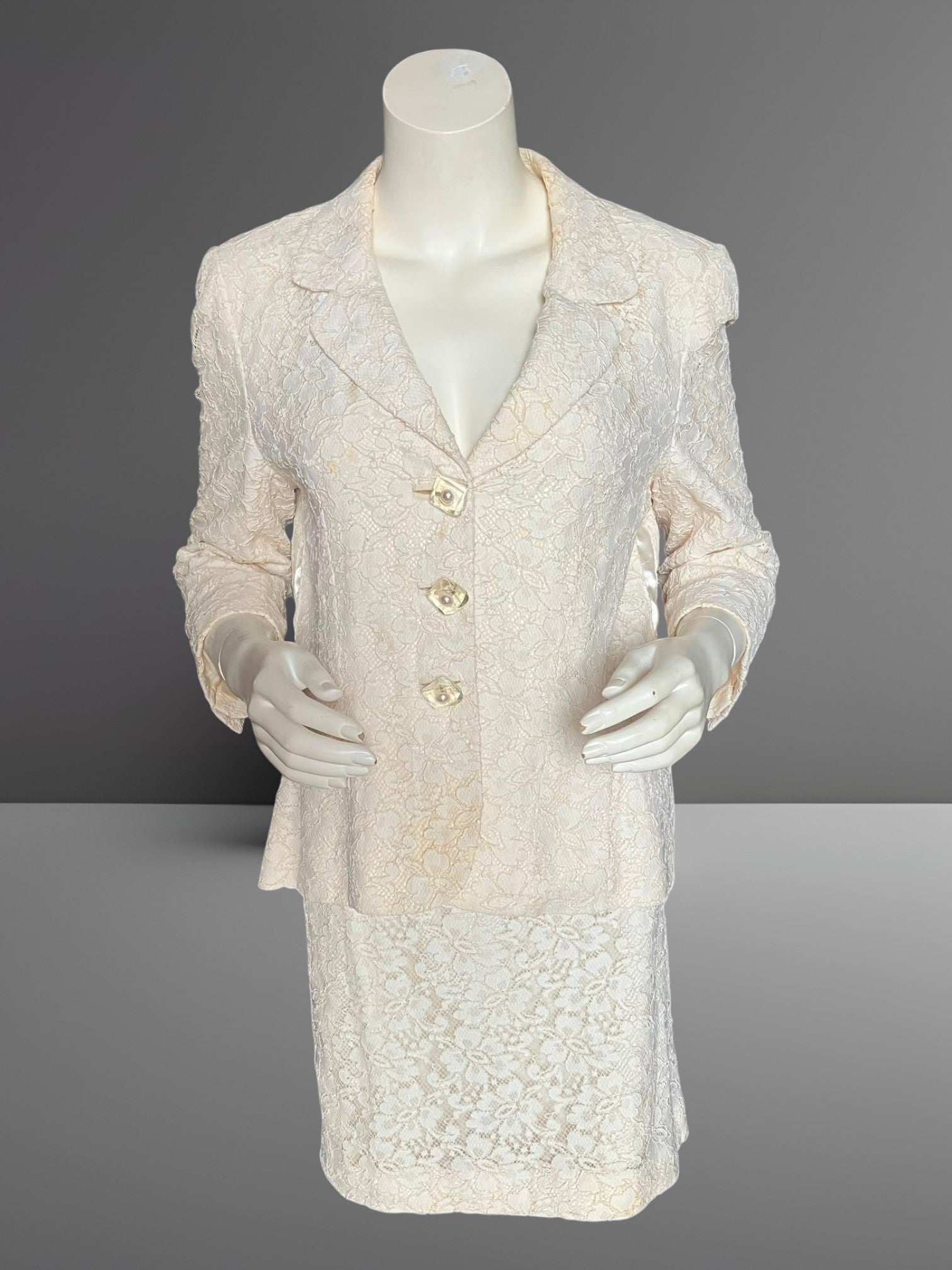 Traje vintage de chaqueta + falda Georges Rech Paris en encaje color marfil